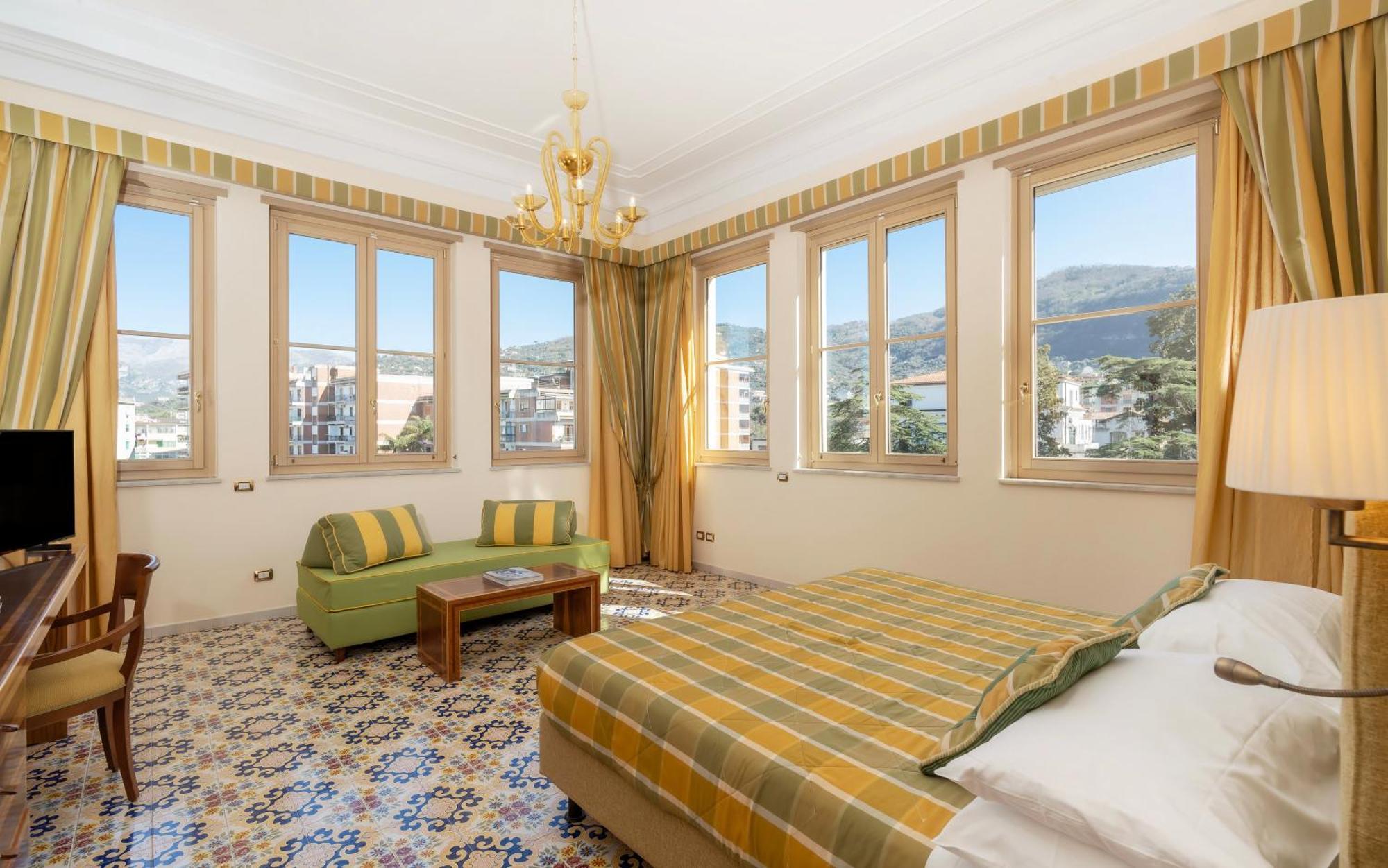 Hotel Antiche Mura Sorrento Dış mekan fotoğraf