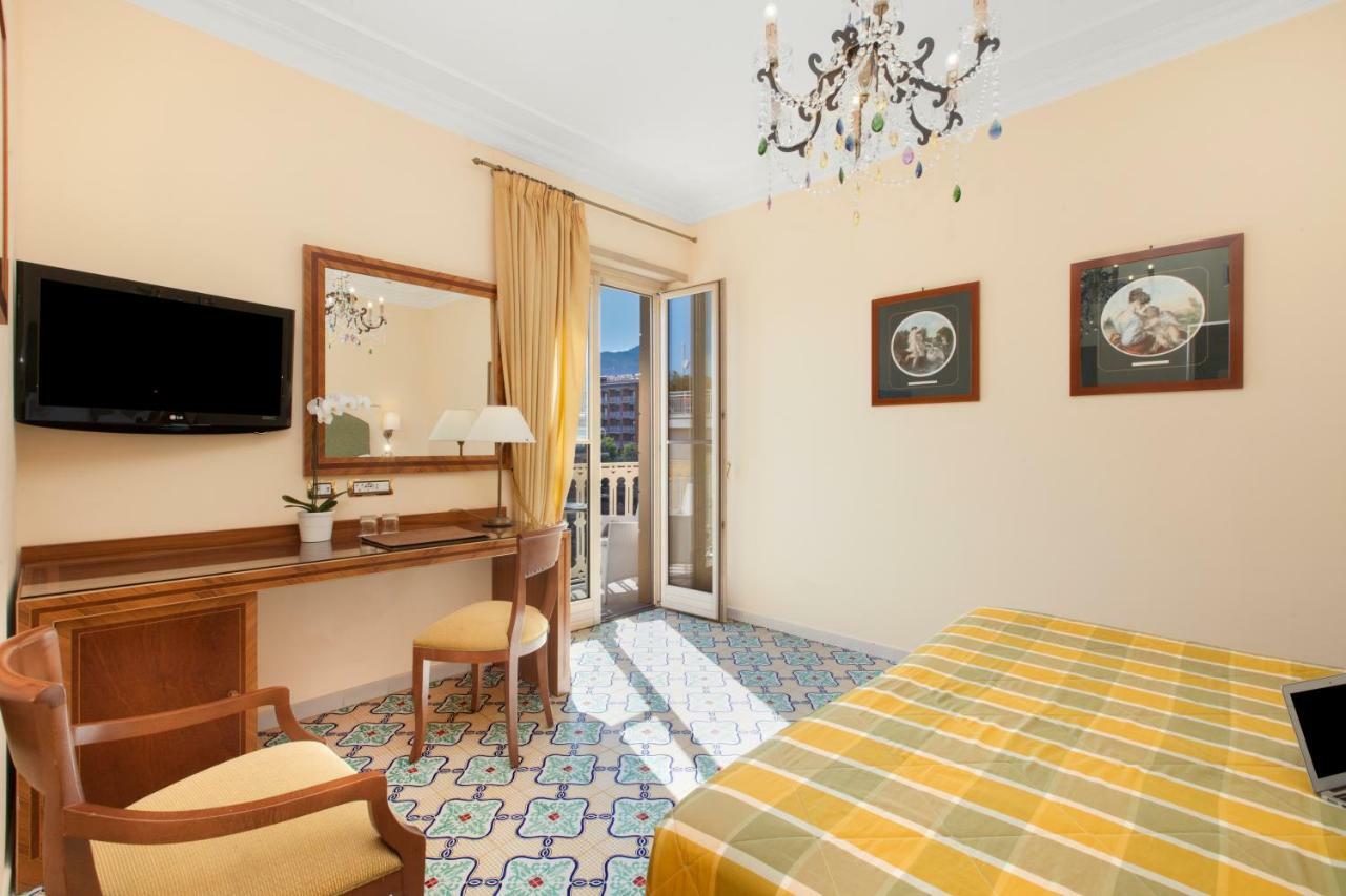 Hotel Antiche Mura Sorrento Dış mekan fotoğraf