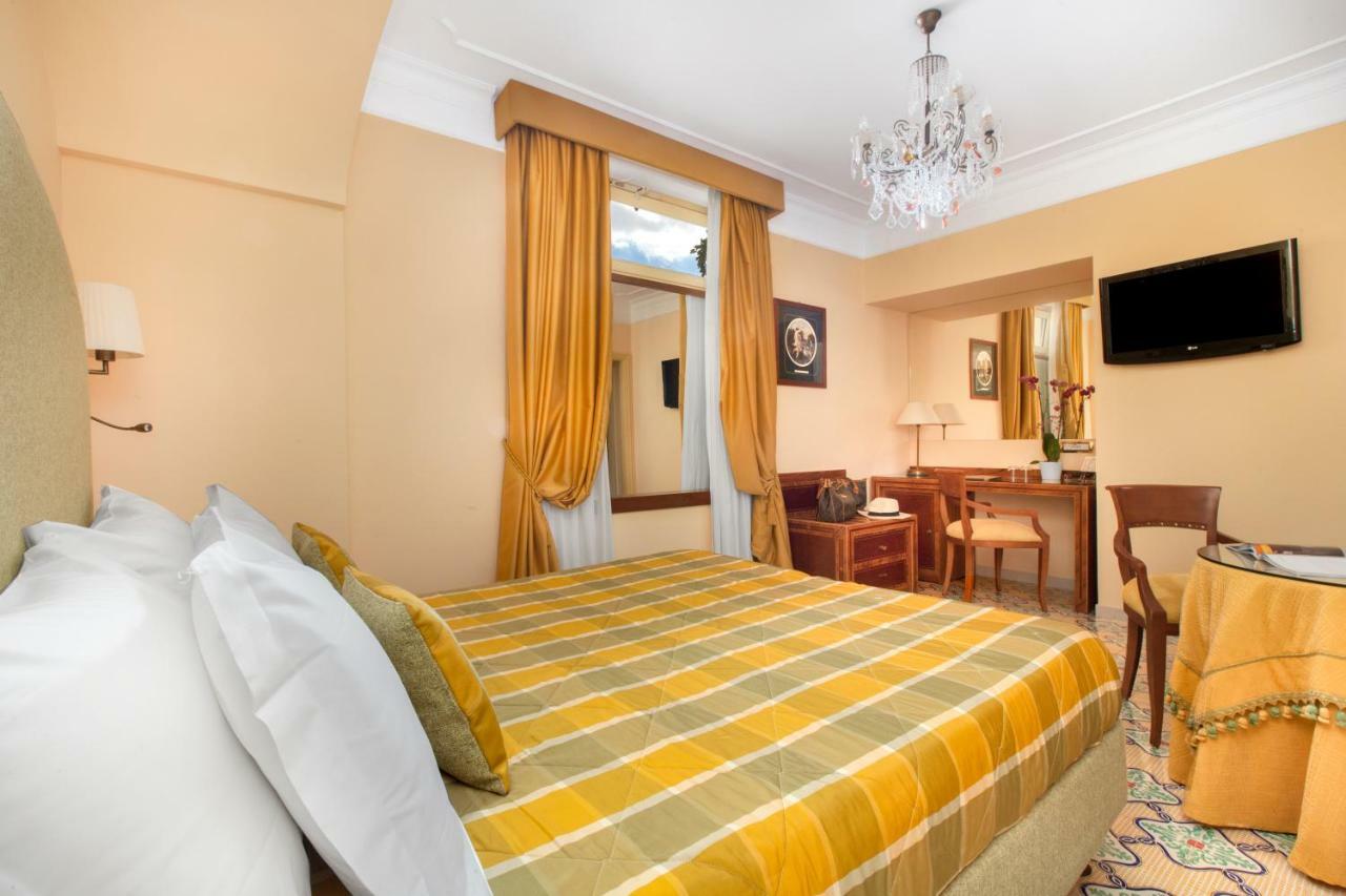 Hotel Antiche Mura Sorrento Dış mekan fotoğraf